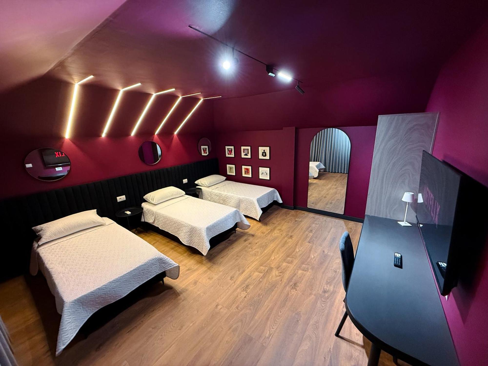 Apartament Tirana Days Free Parking Zewnętrze zdjęcie