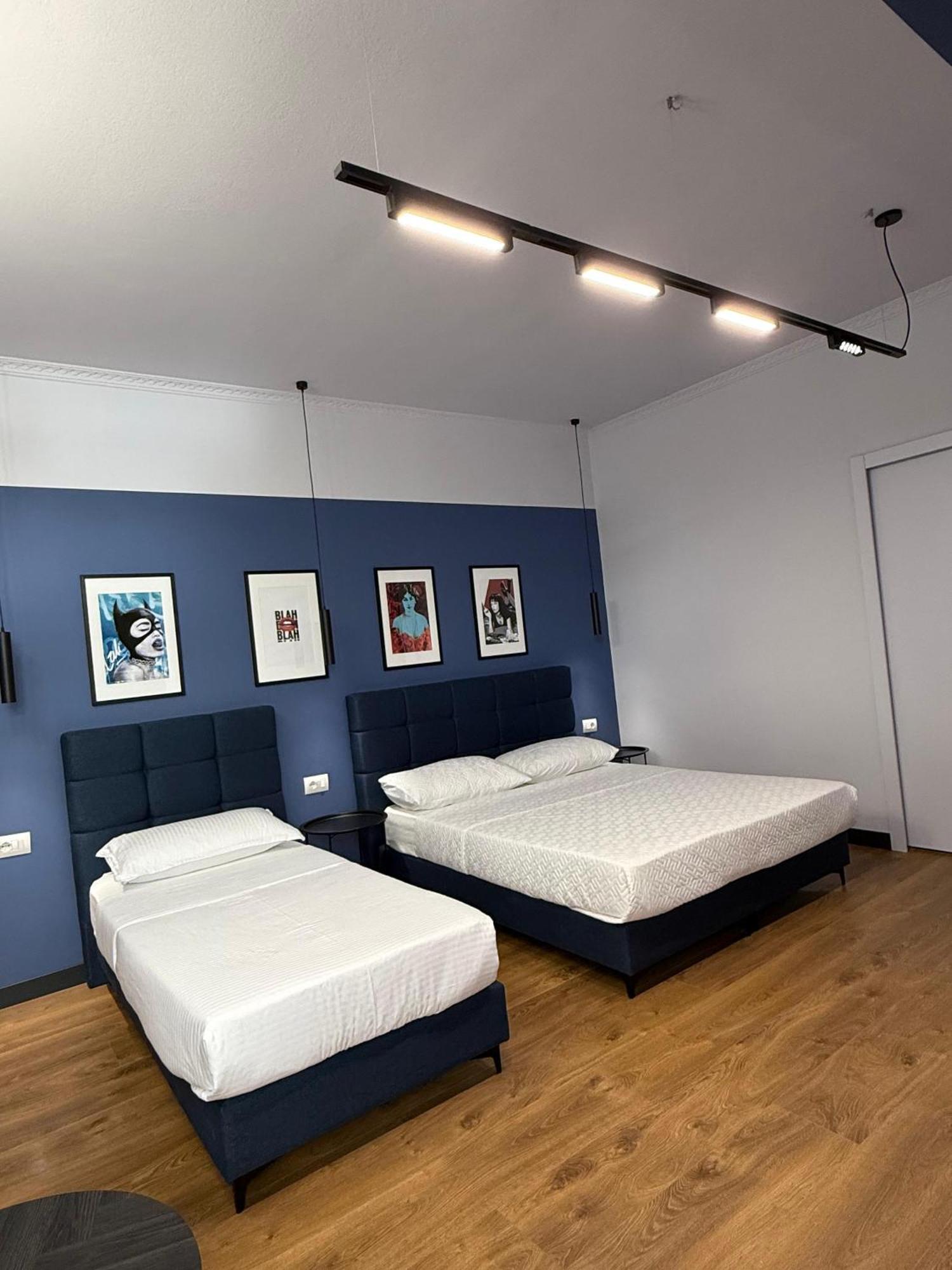 Apartament Tirana Days Free Parking Zewnętrze zdjęcie
